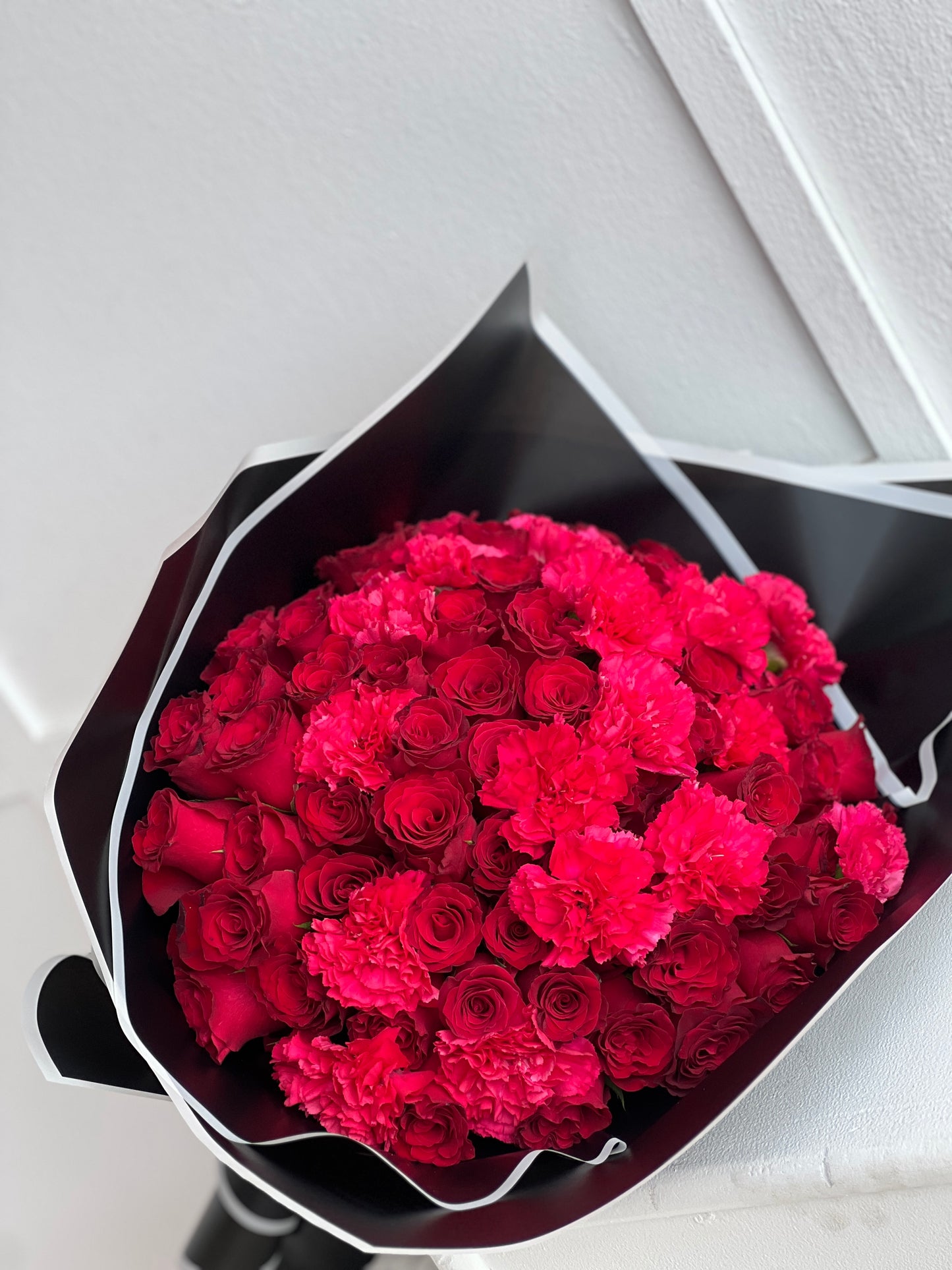 LUXE Roses and Carnations