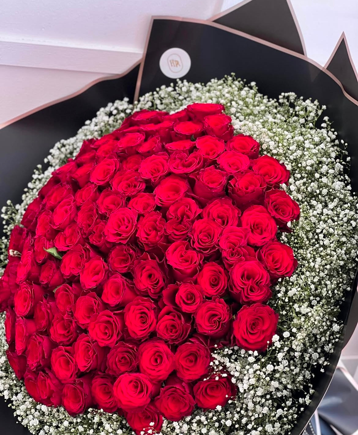 LUXE Imported Roses and Baby's Breath