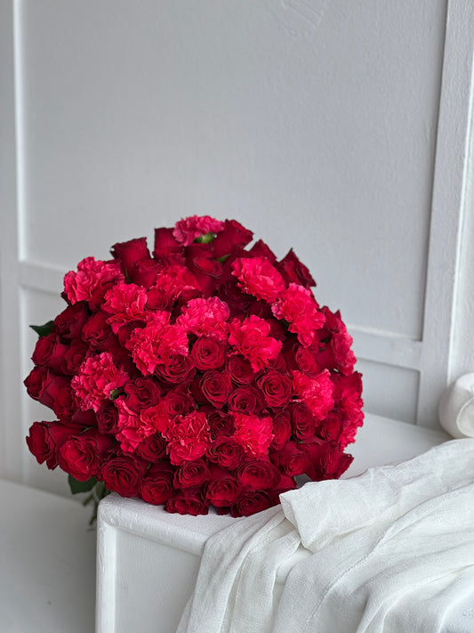 LUXE Roses and Carnations